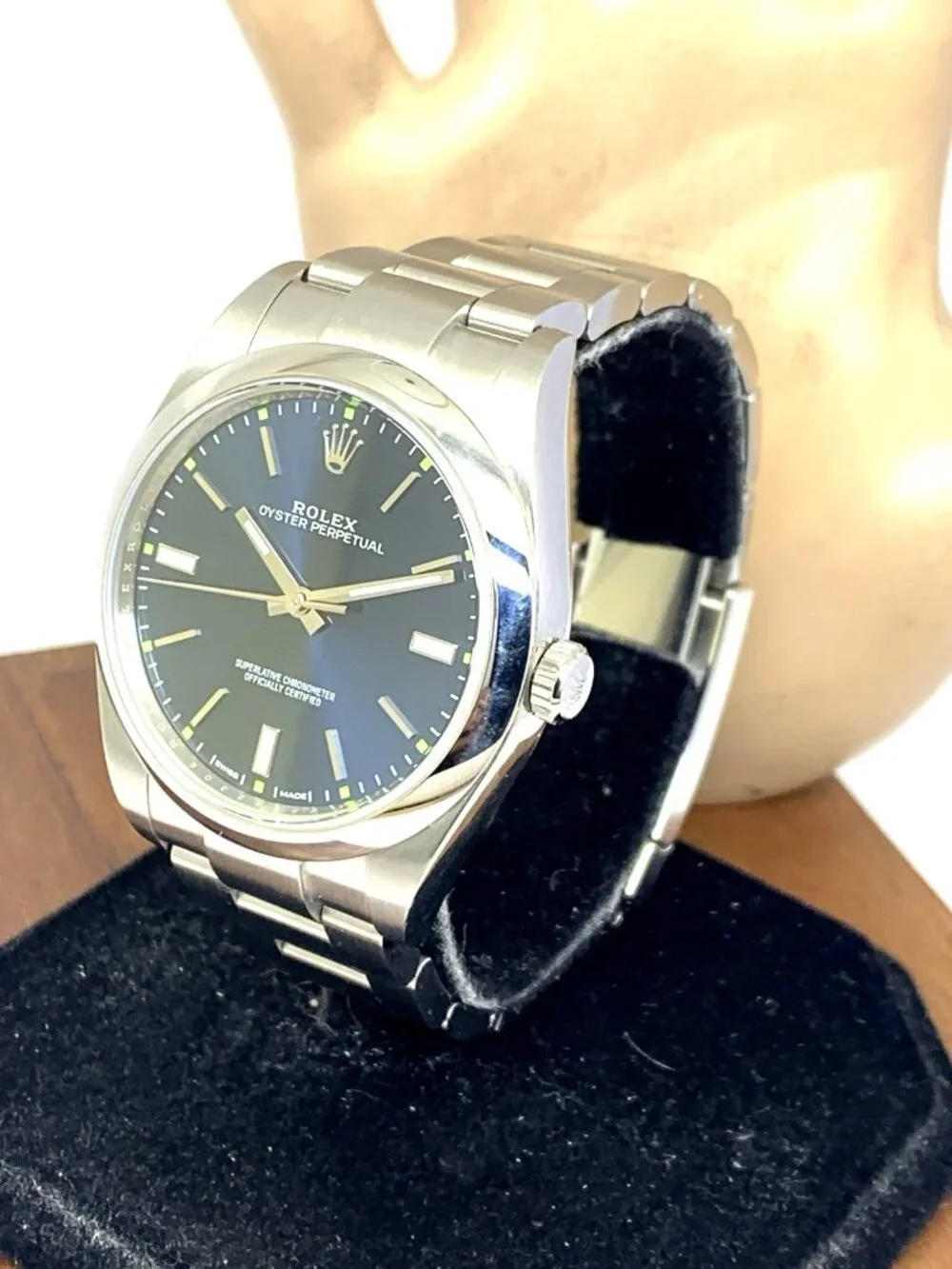Rolex Oyster Perpetual Men's Watch 114300 Swiss Automatic Blue Dial Steel 39mm